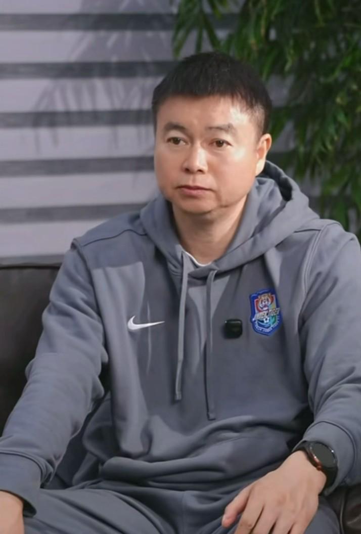 世界杯官方手机客户端-于根伟：我们征调了一位08年的球员；新赛季主打双前锋